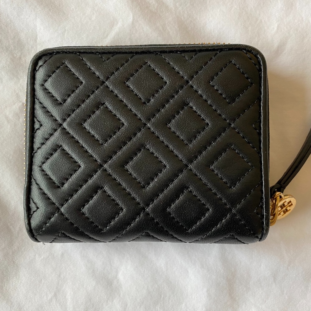 Tory Burch Small Zip-Around Wallet
